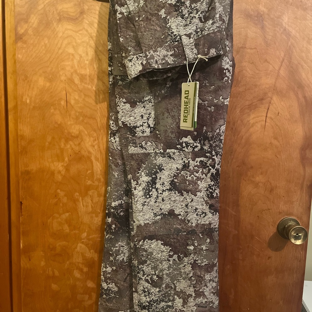 RedHead Men's Gray and Brown Cargo Pants